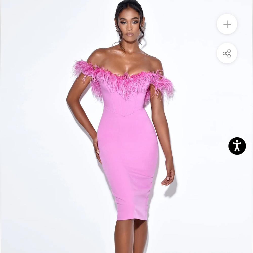 Miss Circle orchid corset off shoulder dress never worn size small.